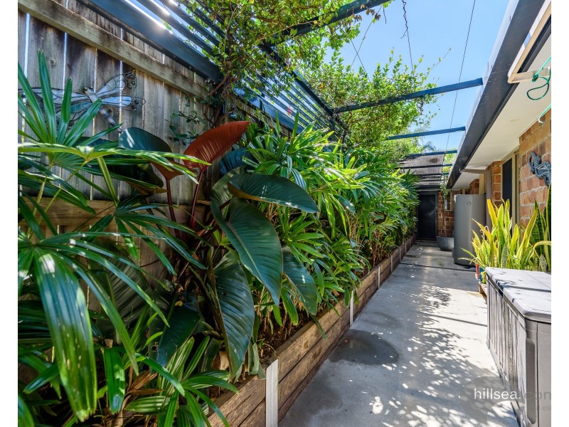 2/6 Marybeth Crescent, Molendinar QLD 4214