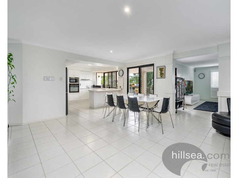 287 Napper Road, Arundel QLD 4214