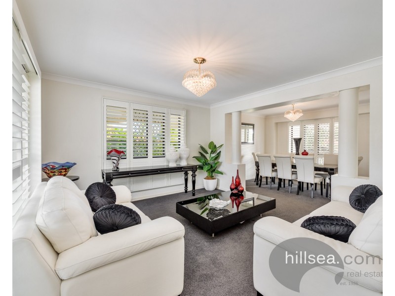 287 Napper Road, Arundel QLD 4214