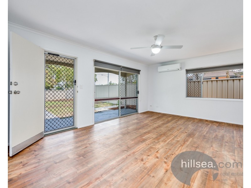 13 Milton Avenue, Paradise Point QLD 4216