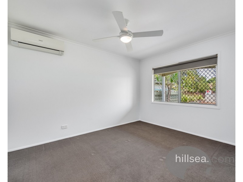 13 Milton Avenue, Paradise Point QLD 4216