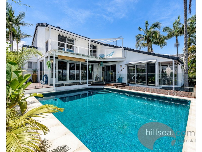 172 Morala Avenue, Runaway Bay QLD 4216