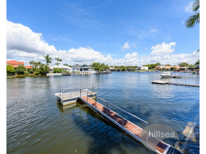 172 Morala Avenue, Runaway Bay QLD 4216