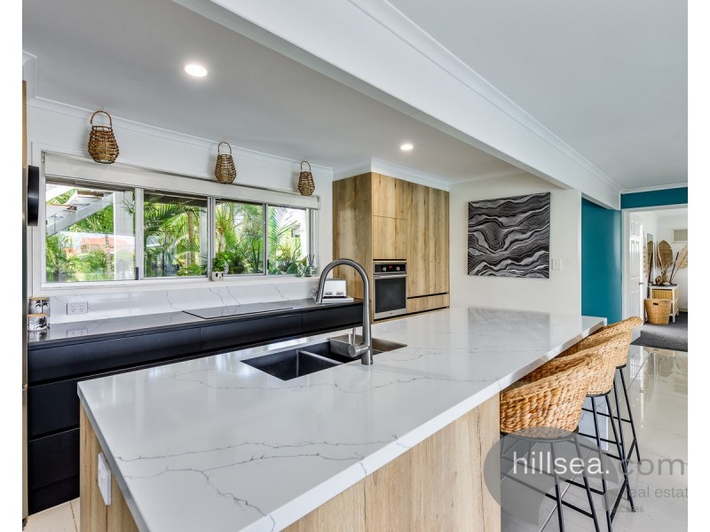 172 Morala Avenue, Runaway Bay QLD 4216