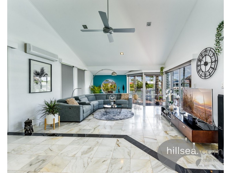 172 Morala Avenue, Runaway Bay QLD 4216