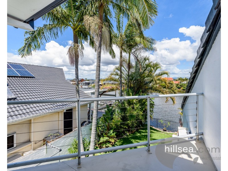 172 Morala Avenue, Runaway Bay QLD 4216