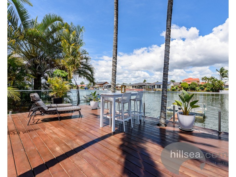 172 Morala Avenue, Runaway Bay QLD 4216
