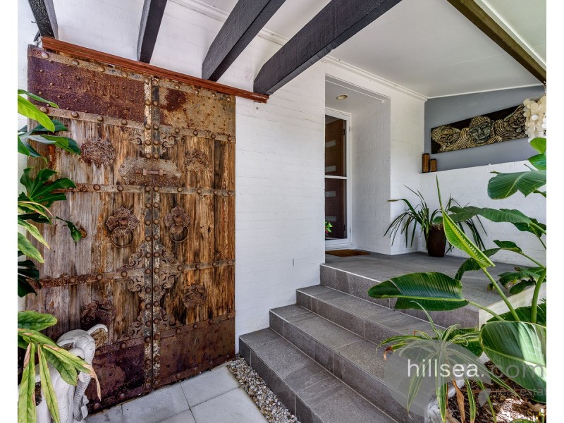 172 Morala Avenue, Runaway Bay QLD 4216