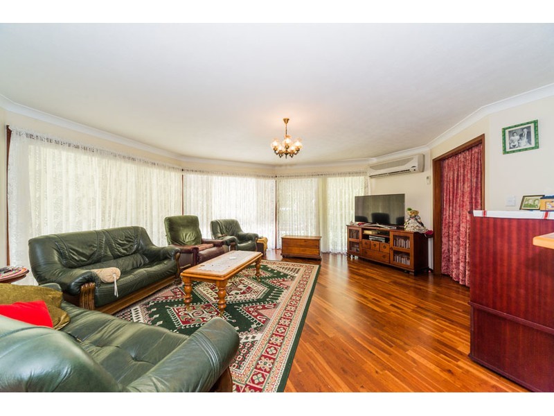 51 Riversdale Drive, Oxenford QLD 4210