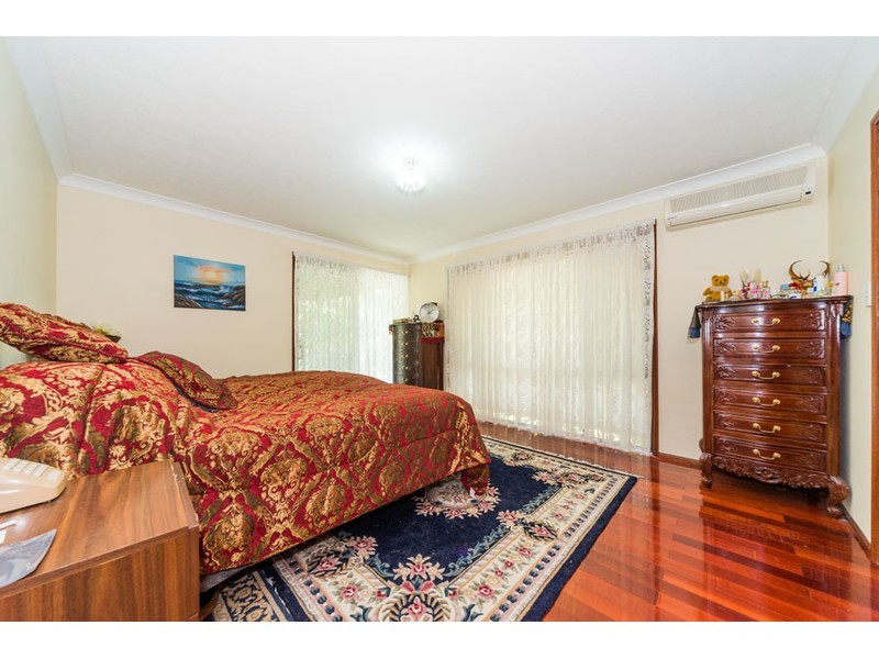 51 Riversdale Drive, Oxenford QLD 4210