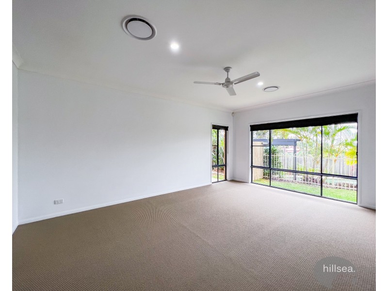 2 Maty Place, Pacific Pines QLD 4211