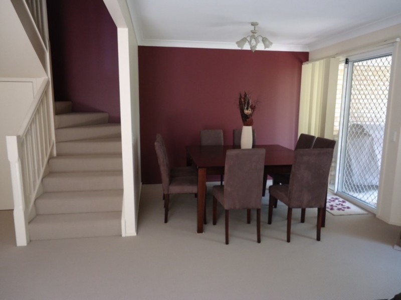 4/90 Pohlman Street, Southport QLD 4215