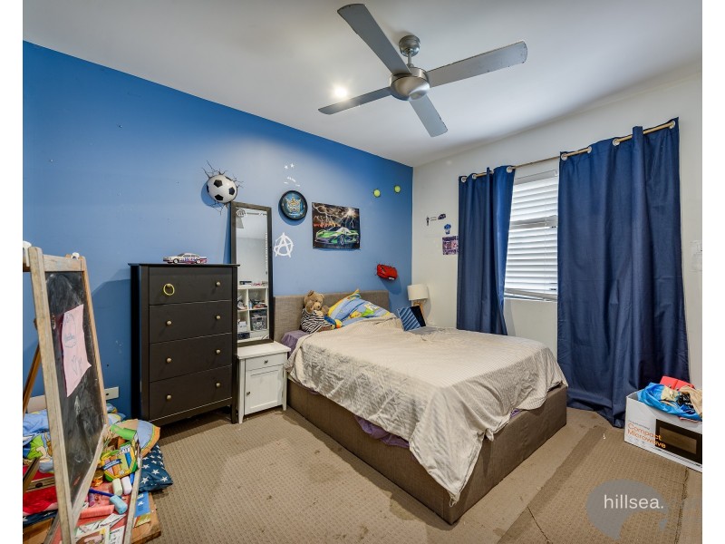4 St Nicholas Street, Runaway Bay QLD 4216