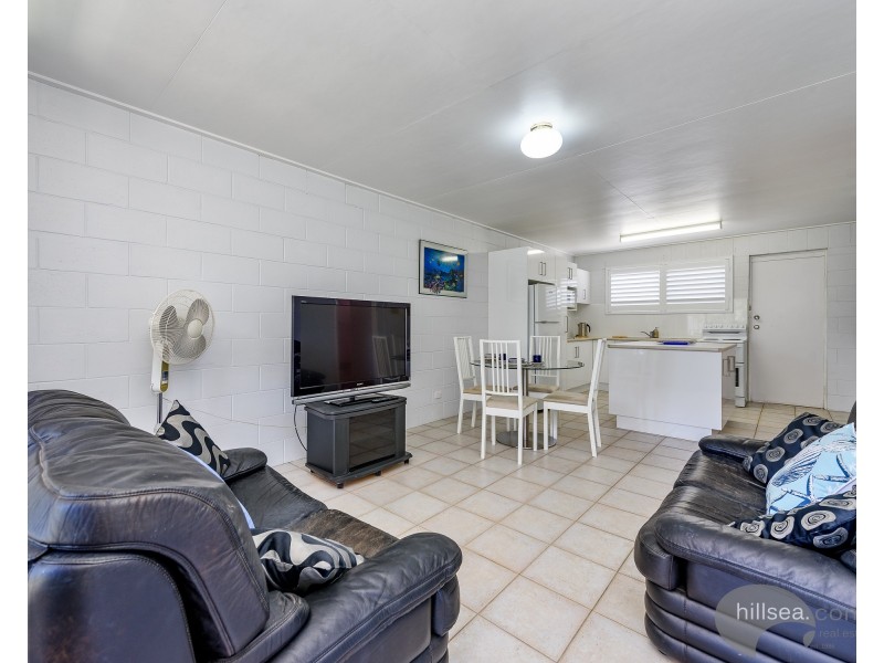 14 Thrush Avenue, Paradise Point QLD 4216
