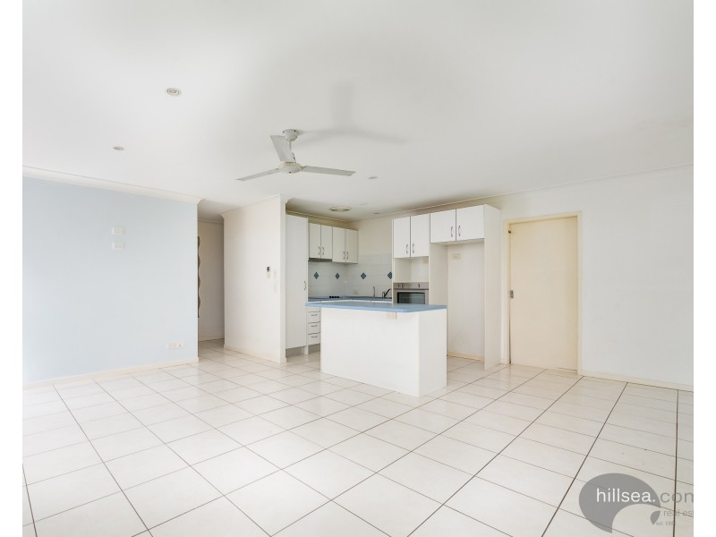 14/137 Olsen Avenue, Labrador QLD 4215