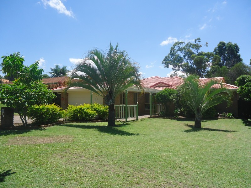 43 Desert Falls Crescent, Parkwood QLD 4214