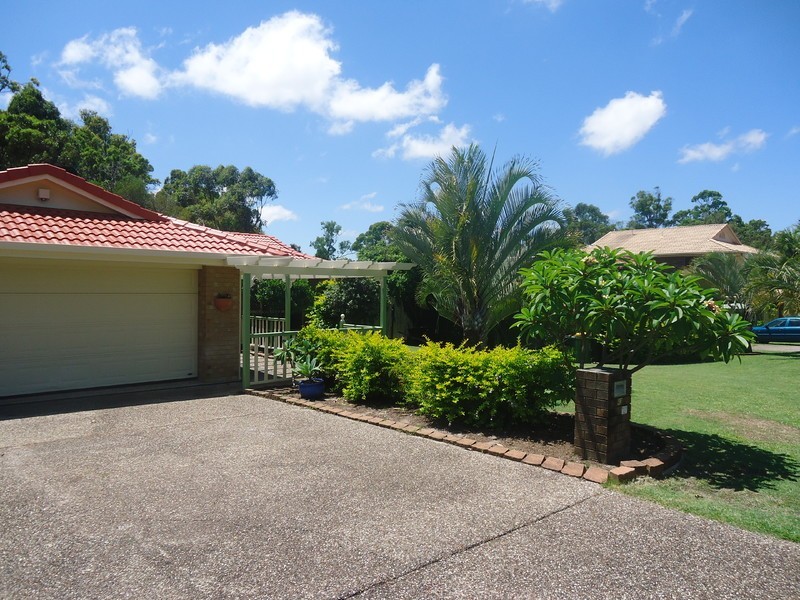 43 Desert Falls Crescent, Parkwood QLD 4214