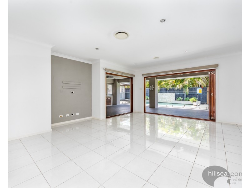 48 Craigs Way, Maudsland QLD 4210