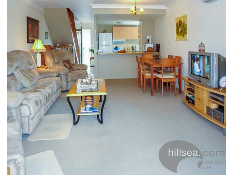 25/145 Government Road, Labrador QLD 4215