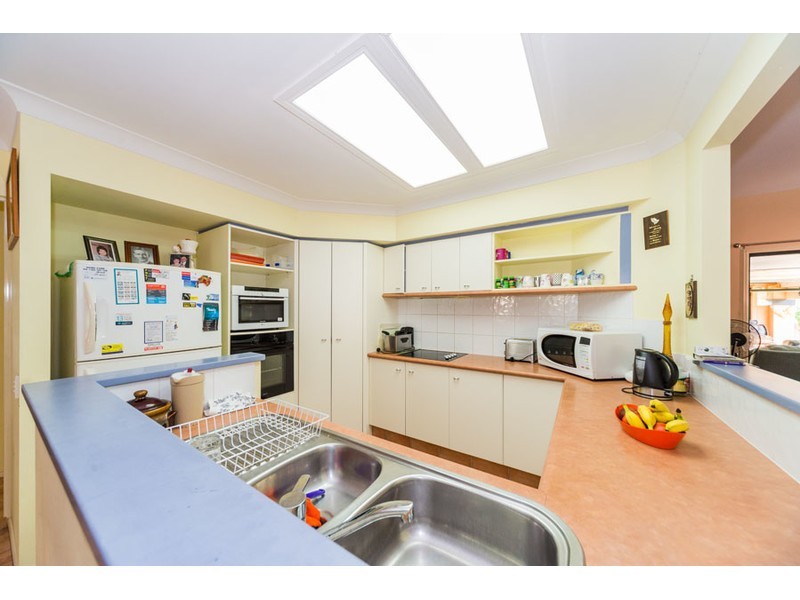 14 Myola Court, Coombabah QLD 4216