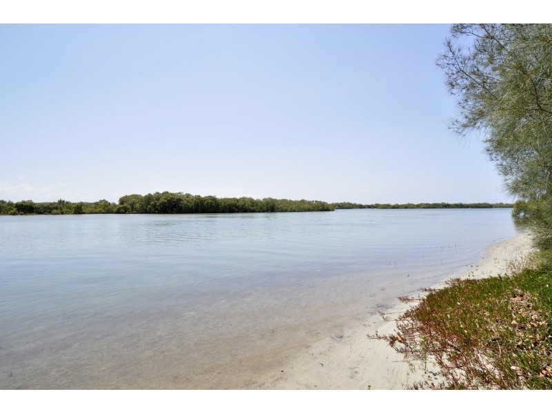 14 Myola Court, Coombabah QLD 4216