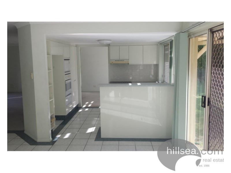 31 Royal Court, Ashmore QLD 4214