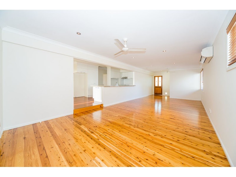 51 Iando Street, Coombabah QLD 4216