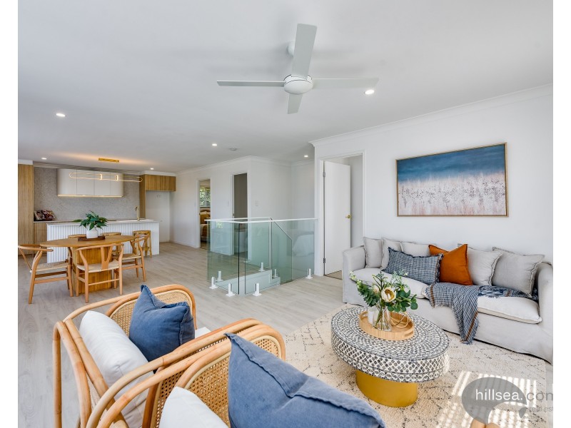 2/12 Thelma Avenue, Biggera Waters QLD 4216