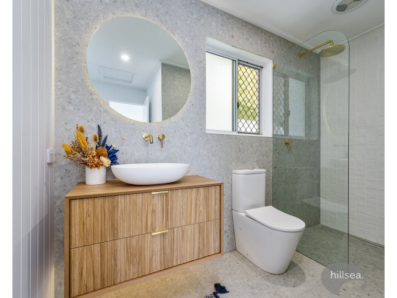 2/12 Thelma Avenue, Biggera Waters QLD 4216