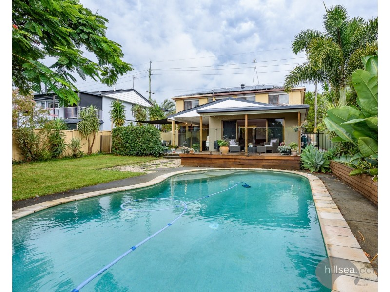 236 Oxley Drive, Coombabah QLD 4216