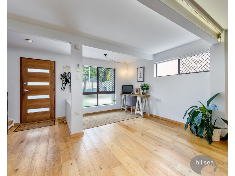 236 Oxley Drive, Coombabah QLD 4216