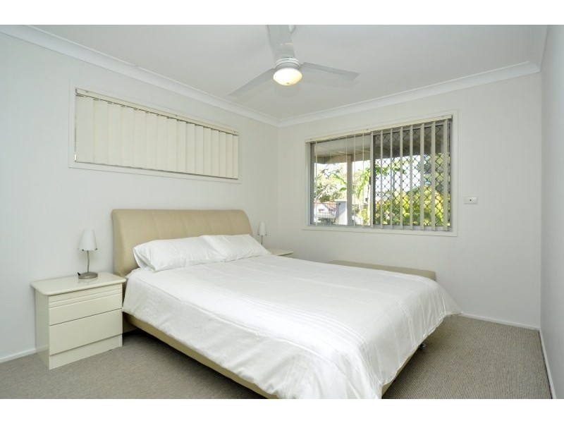 49 Harris Street, Labrador QLD 4215