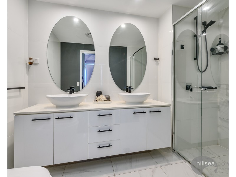 31108/5 Harbourside Court, Biggera Waters QLD 4216