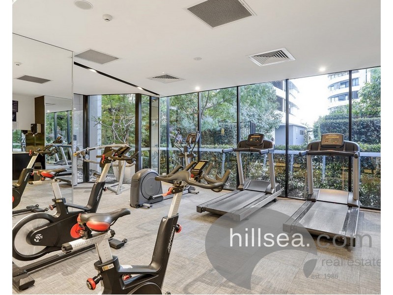 31108/5 Harbourside Court, Biggera Waters QLD 4216
