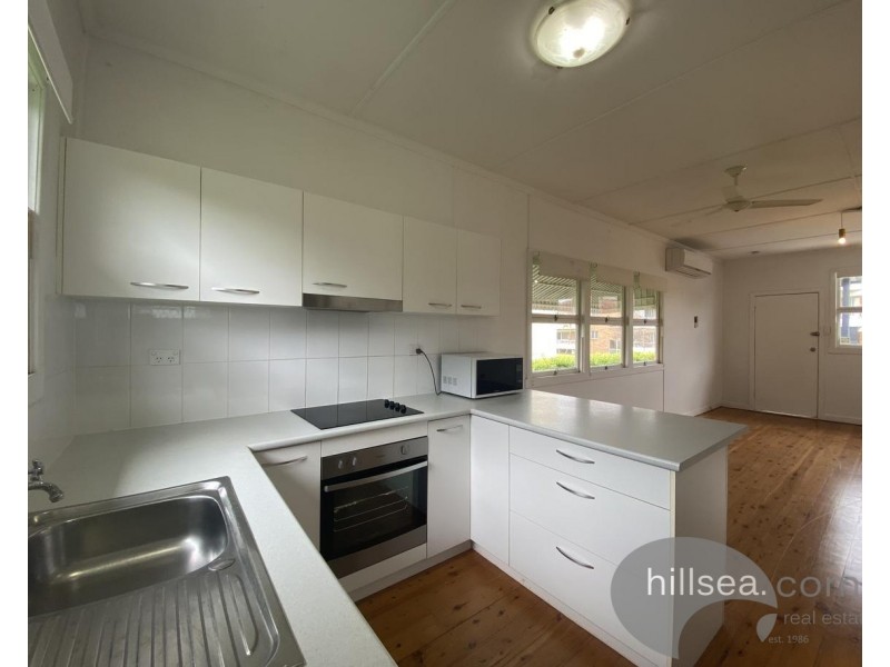 11 Parr Street, Biggera Waters QLD 4216
