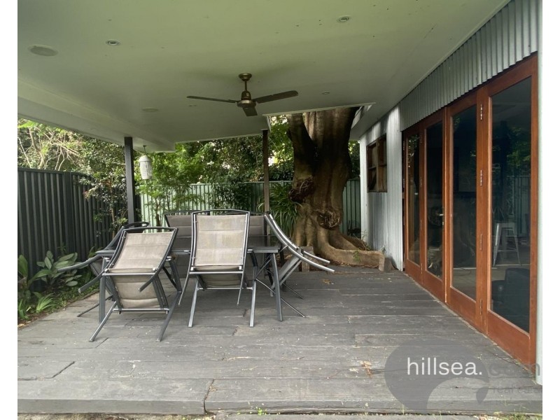 11 Parr Street, Biggera Waters QLD 4216