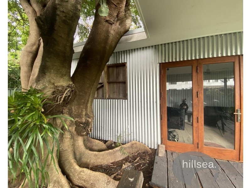 11 Parr Street, Biggera Waters QLD 4216