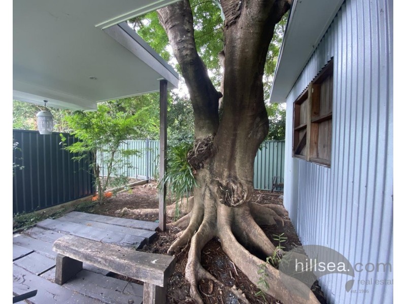 11 Parr Street, Biggera Waters QLD 4216