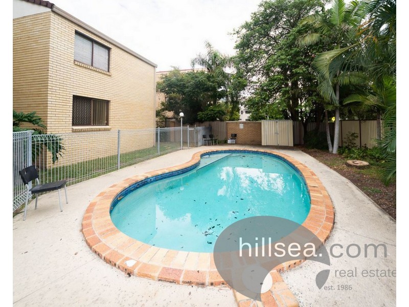 9/25 Ahern Street, Labrador QLD 4215