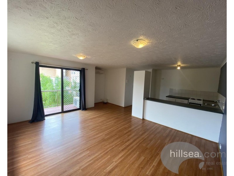 9/25 Ahern Street, Labrador QLD 4215