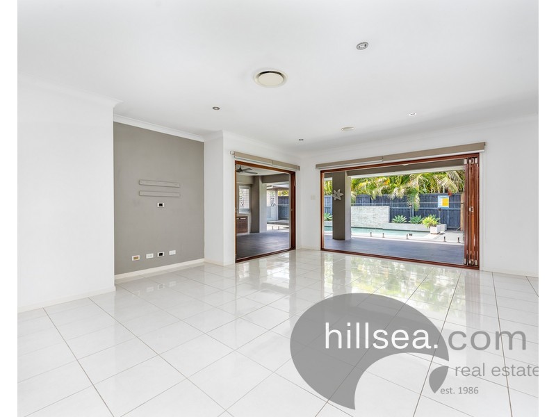 48 Craigs Way, Maudsland QLD 4210