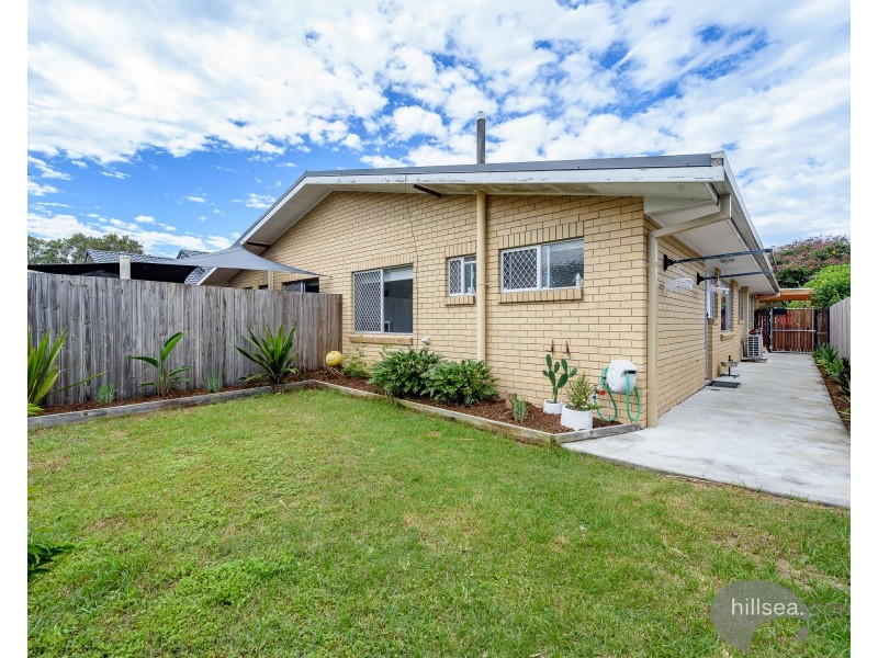 1/11 Muscovey Avenue, Paradise Point QLD 4216
