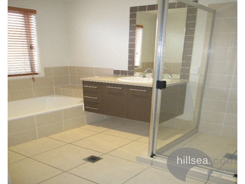 3 Lillypilly Court, Helensvale QLD 4212