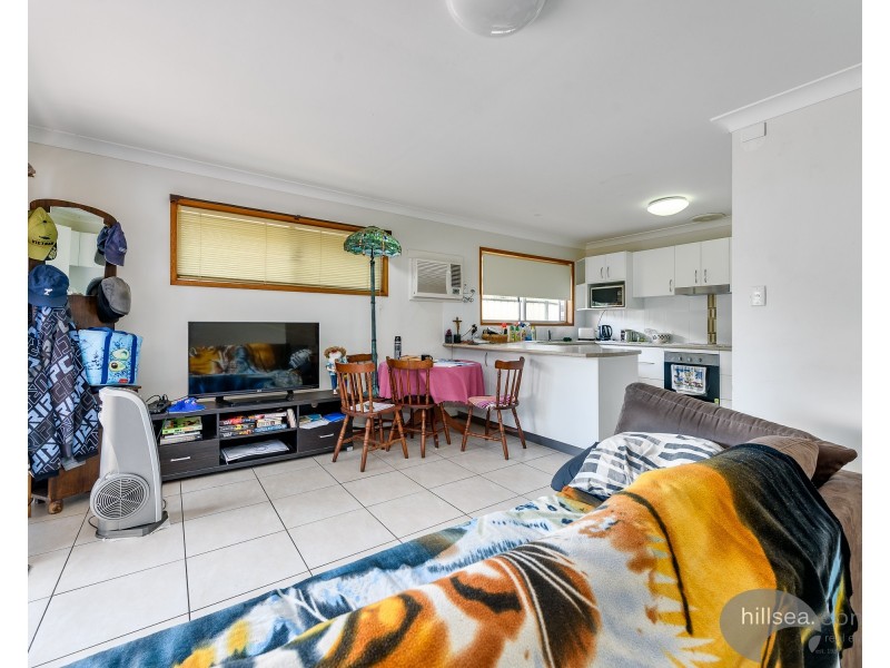 2/34 Nankeen Avenue, Paradise Point QLD 4216