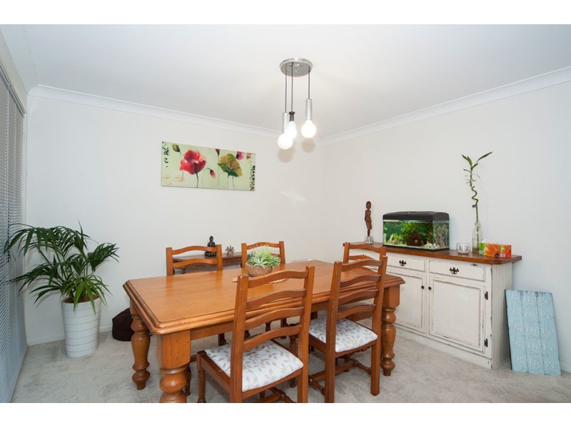 6 Sundown Drive, Paradise Point QLD 4216