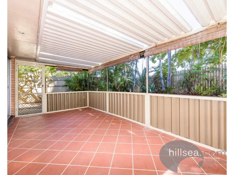 1/5 Davebill Court, Labrador QLD 4215
