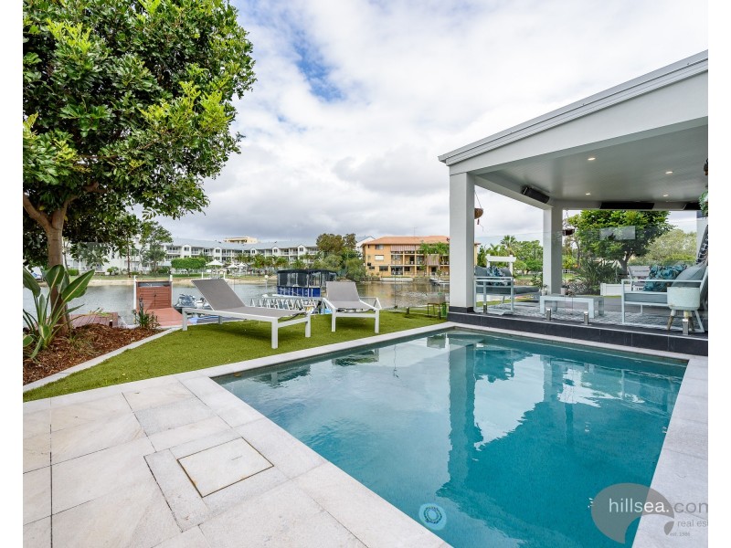 1/46 Vaggelas Crescent, Biggera Waters QLD 4216
