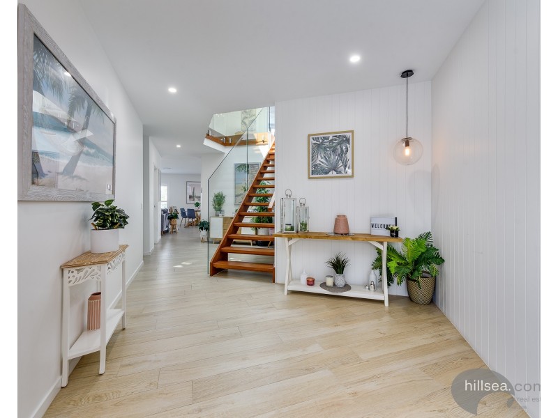 1/46 Vaggelas Crescent, Biggera Waters QLD 4216