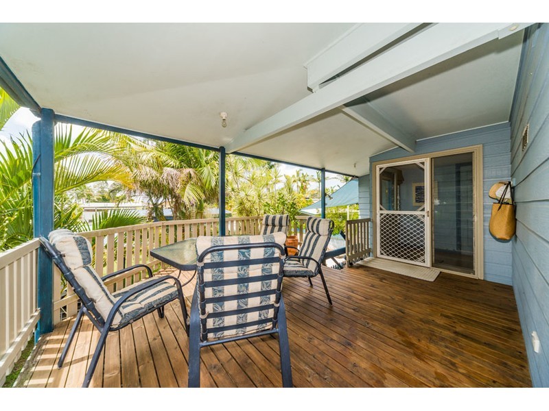 32 Crescent Avenue, Hope Island QLD 4212