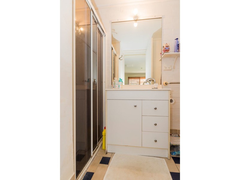 32 Crescent Avenue, Hope Island QLD 4212